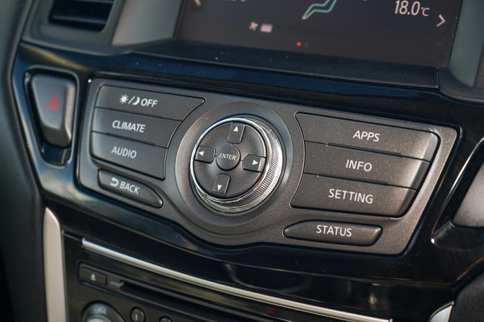 2017 Nissan Pathfinder ST