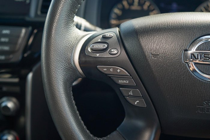 2017 Nissan Pathfinder ST