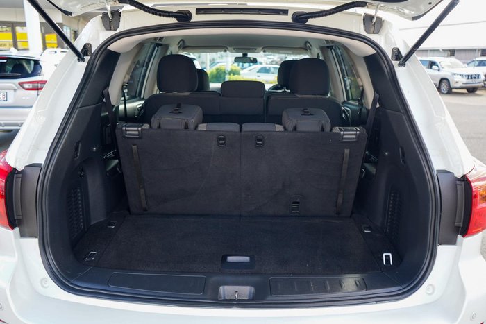 2017 Nissan Pathfinder ST