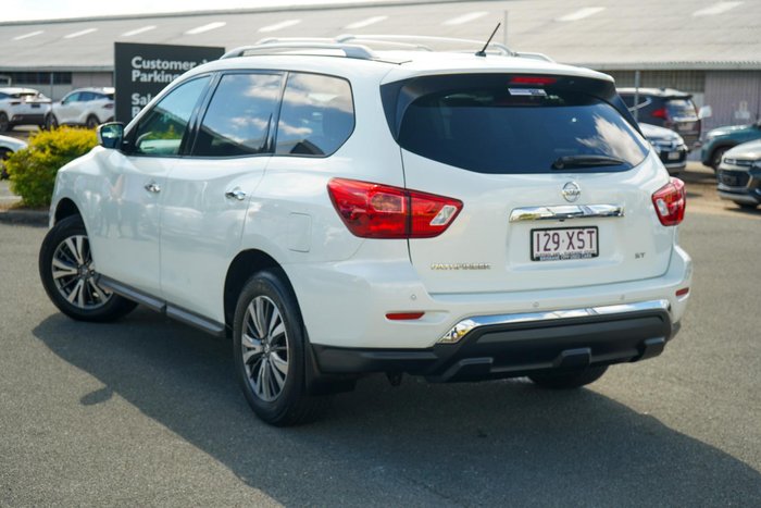 2017 Nissan Pathfinder ST