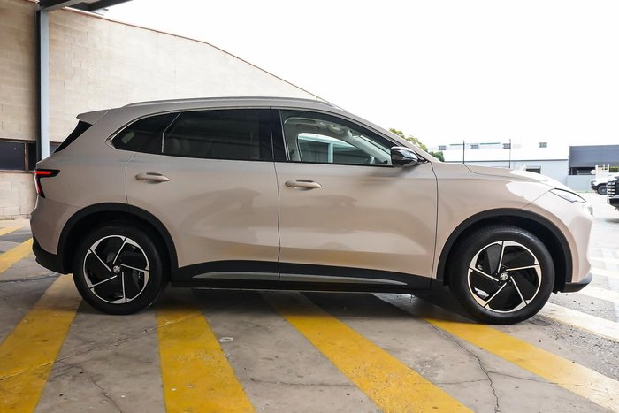 2025 MG MGS5 EV Essence 49