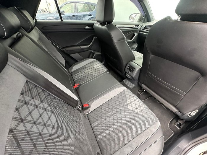 2022 Volkswagen T-Roc 140TSI R-Line