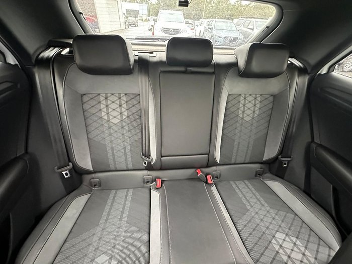 2022 Volkswagen T-Roc 140TSI R-Line