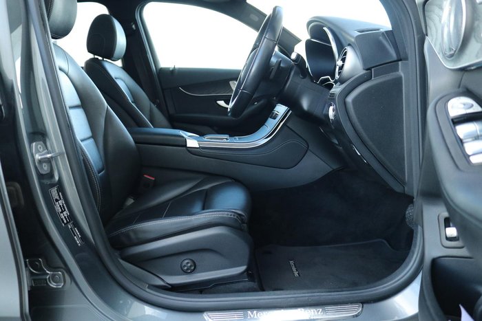 2020 Mercedes-Benz GLC-Class GLC300