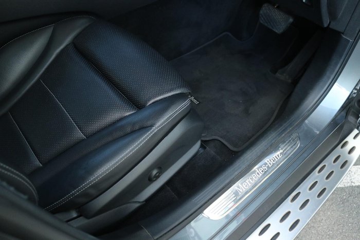 2020 Mercedes-Benz GLC-Class GLC300