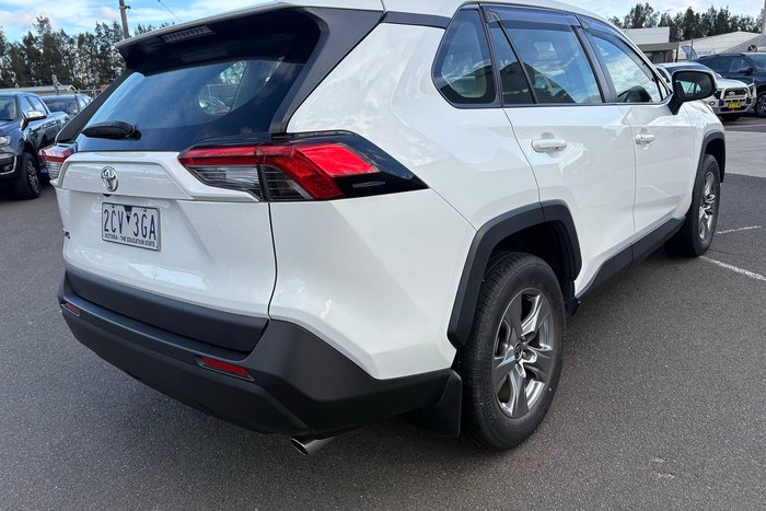 2022 Toyota RAV4 GX