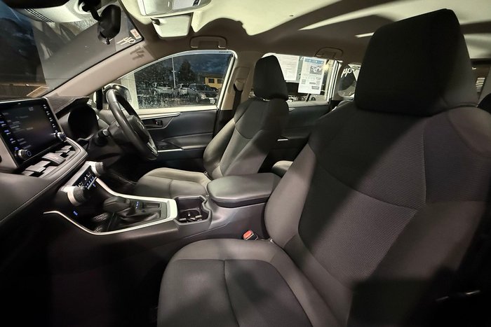 2022 Toyota RAV4 GX