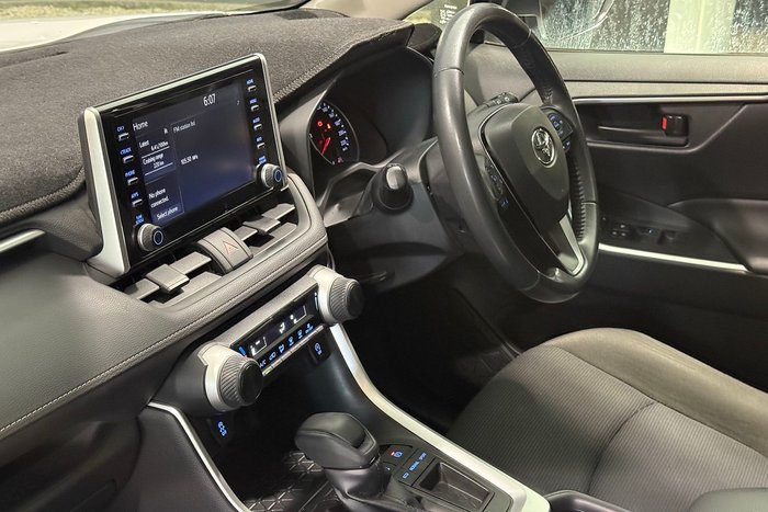 2022 Toyota RAV4 GX