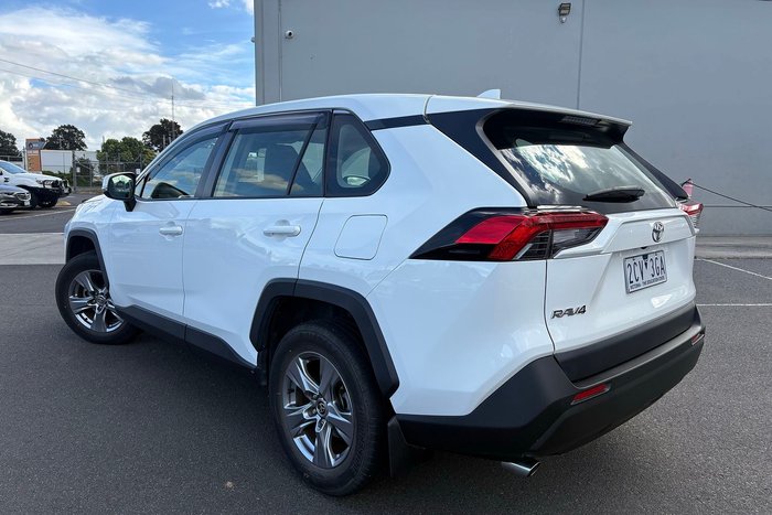 2022 Toyota RAV4 GX