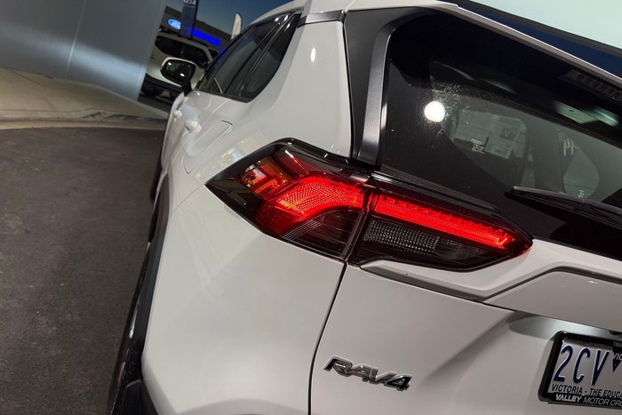 2022 Toyota RAV4 GX