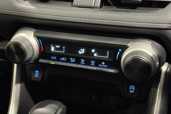 2022 Toyota RAV4 GX