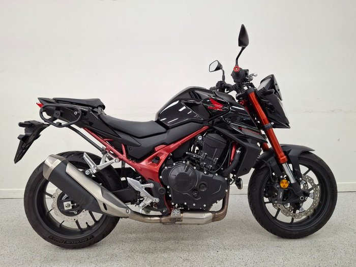 2023 Honda CB750 (HORNET) Black