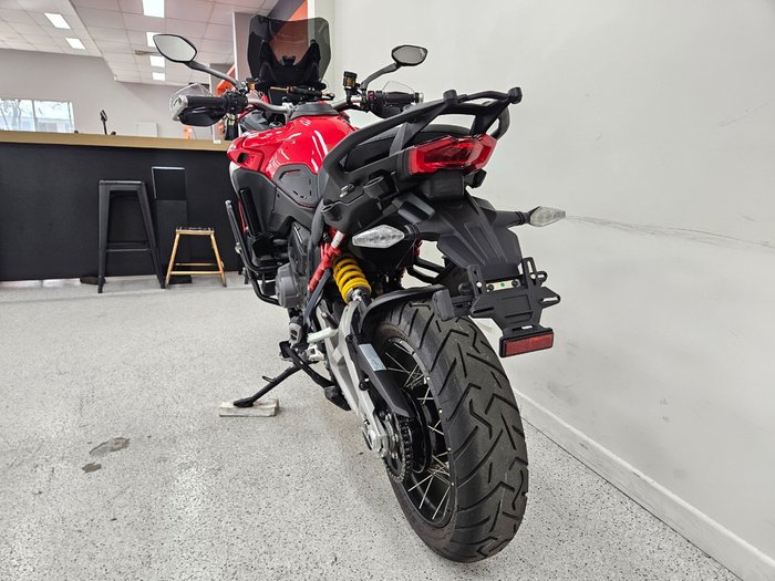2024 DUCATI MULTISTRADA V4 RALLY Red