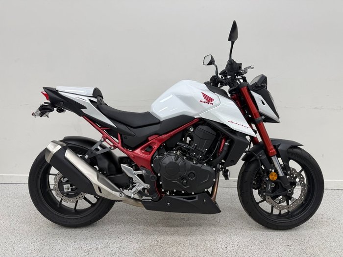 2023 Honda CB750 (HORNET) White