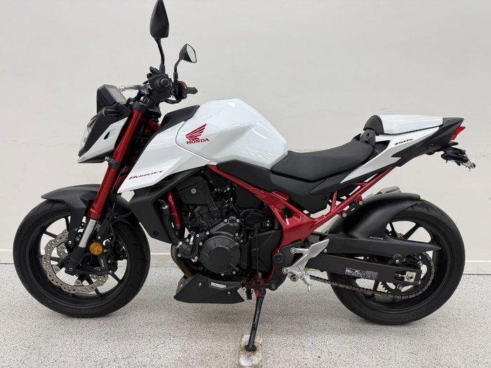 2023 Honda CB750 (HORNET) White