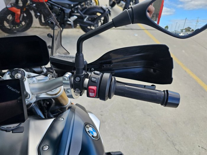 2019 BMW Motorrad R 1250 R Green