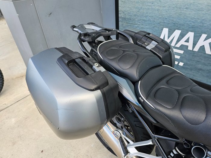 2019 BMW Motorrad R 1250 R Green