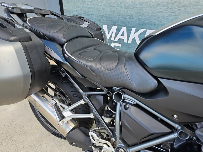 2019 BMW Motorrad R 1250 R Green