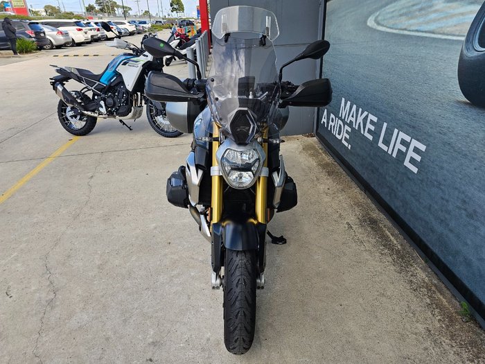 2019 BMW Motorrad R 1250 R Green