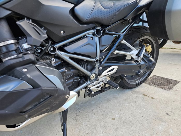 2019 BMW Motorrad R 1250 R Green