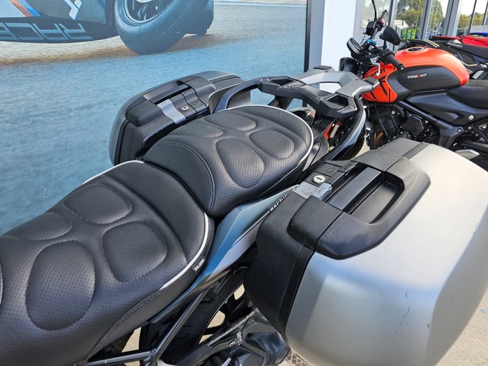 2019 BMW Motorrad R 1250 R Green