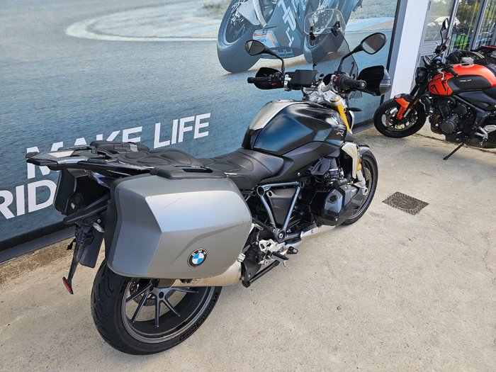 2019 BMW Motorrad R 1250 R Green