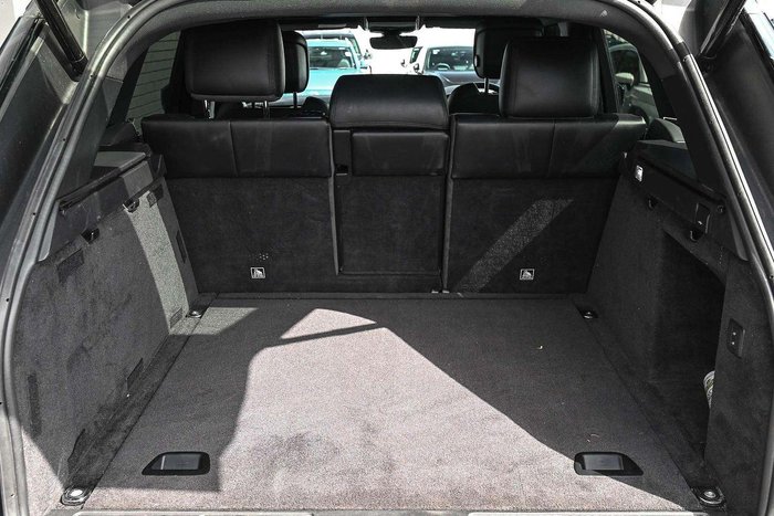 2021 Land Rover Range Rover Sport D300 SE