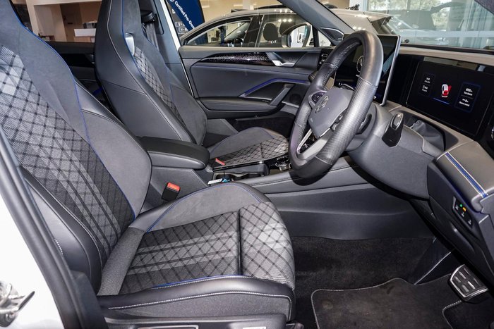 2025 Volkswagen Tiguan 150TSI R-Line