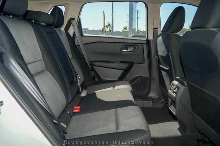 2026 Nissan X-TRAIL ST