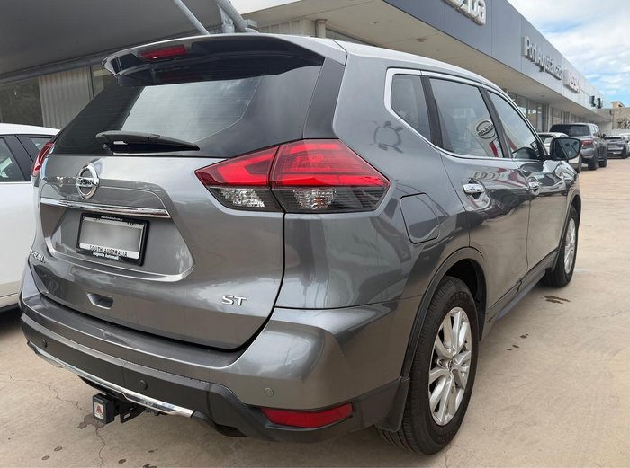 2018 Nissan X-TRAIL ST