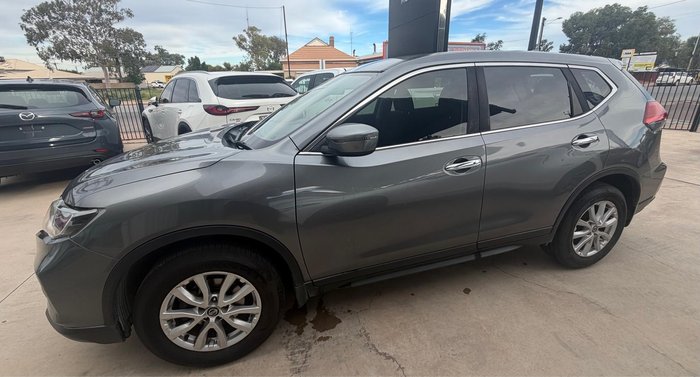 2018 Nissan X-TRAIL ST