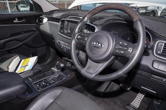 2016 Kia Sorento SLi