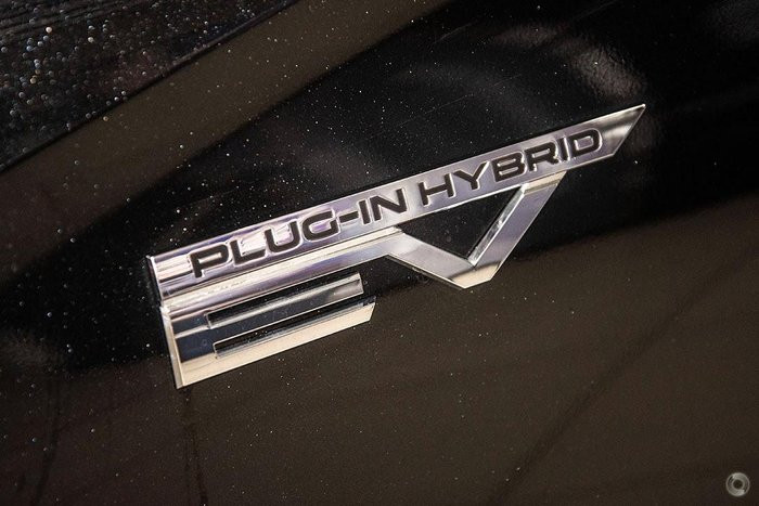2025 Mitsubishi Outlander PHEV Exceed