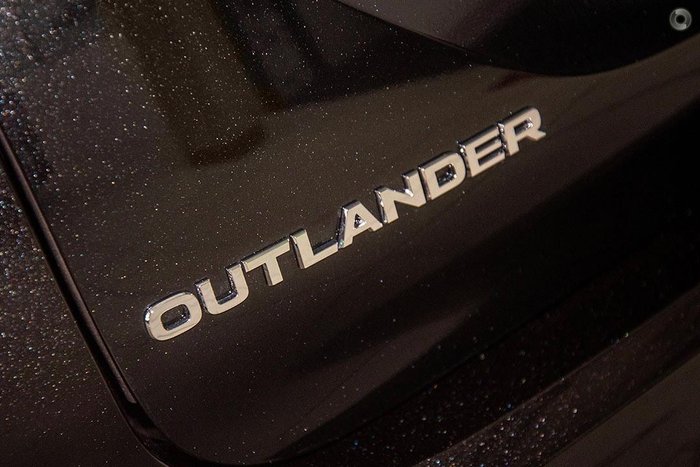 2025 Mitsubishi Outlander PHEV Exceed