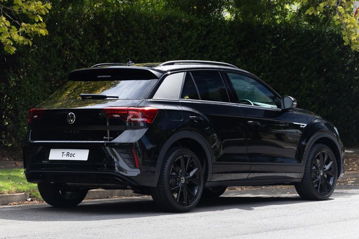 2025 Volkswagen T-Roc 140TSI R-Line