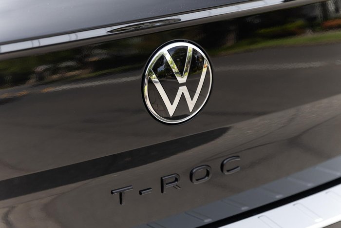 2025 Volkswagen T-Roc 140TSI R-Line