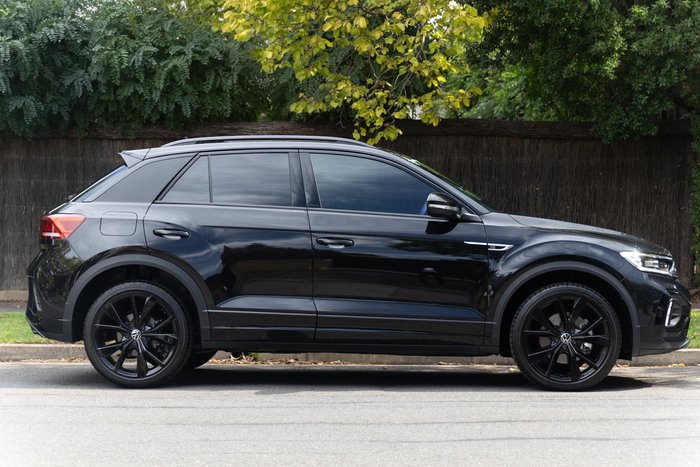 2025 Volkswagen T-Roc 140TSI R-Line