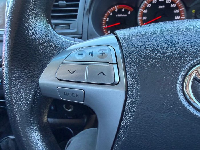 2014 Toyota Hilux SR KUN26R MY14 4X4 Dual Range Glacier White