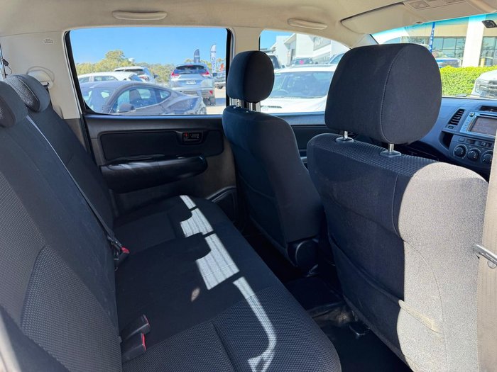 2014 Toyota Hilux SR
