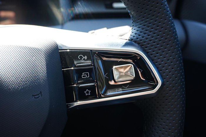 2025 MG MGS5 EV Essence 49