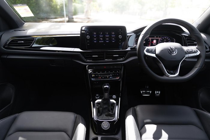 2025 Volkswagen T-Roc 140TSI R-Line