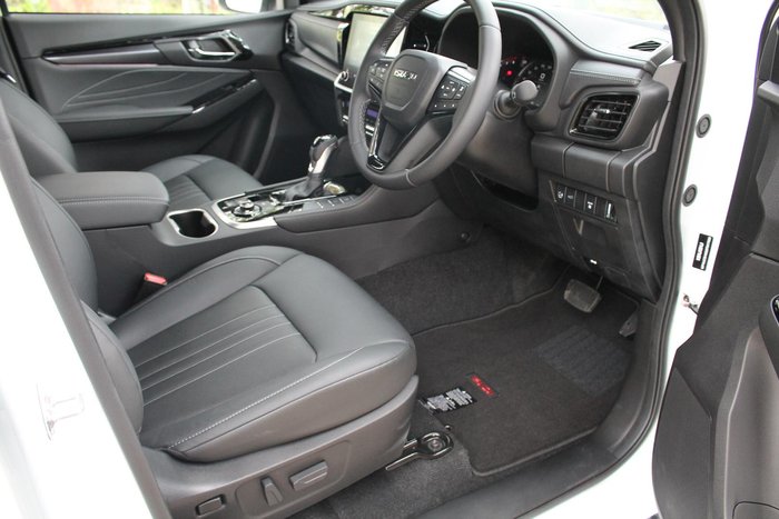 2025 Isuzu MU-X LS-T