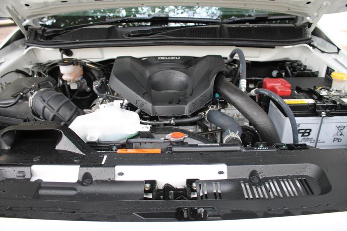 2025 Isuzu MU-X LS-T