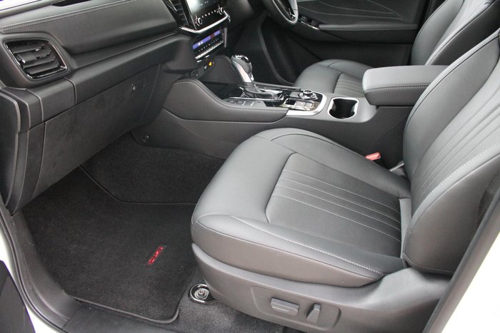2025 Isuzu MU-X LS-T