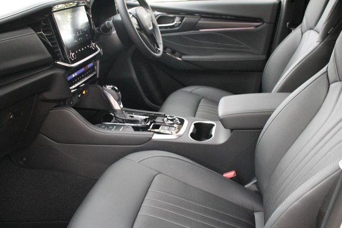 2025 Isuzu MU-X LS-T