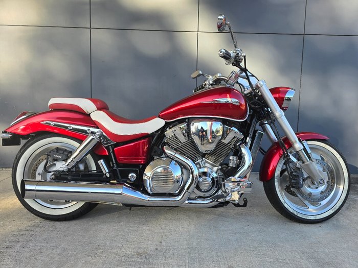 2002 Honda VTX1800C RED