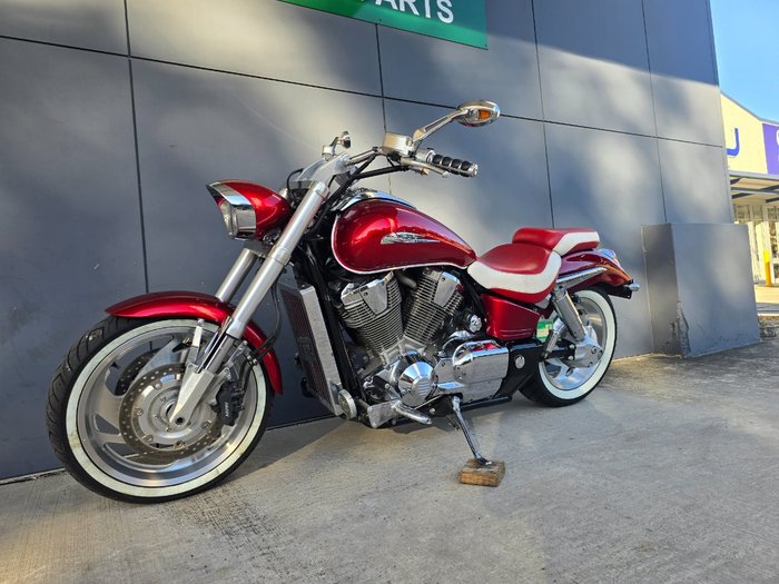 2002 Honda VTX1800C RED