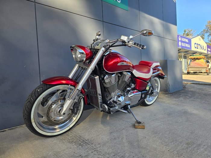 2002 Honda VTX1800C RED