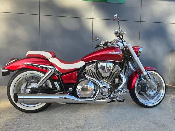2002 Honda VTX1800C RED