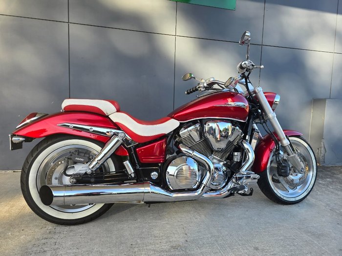 2002 Honda VTX1800C RED
